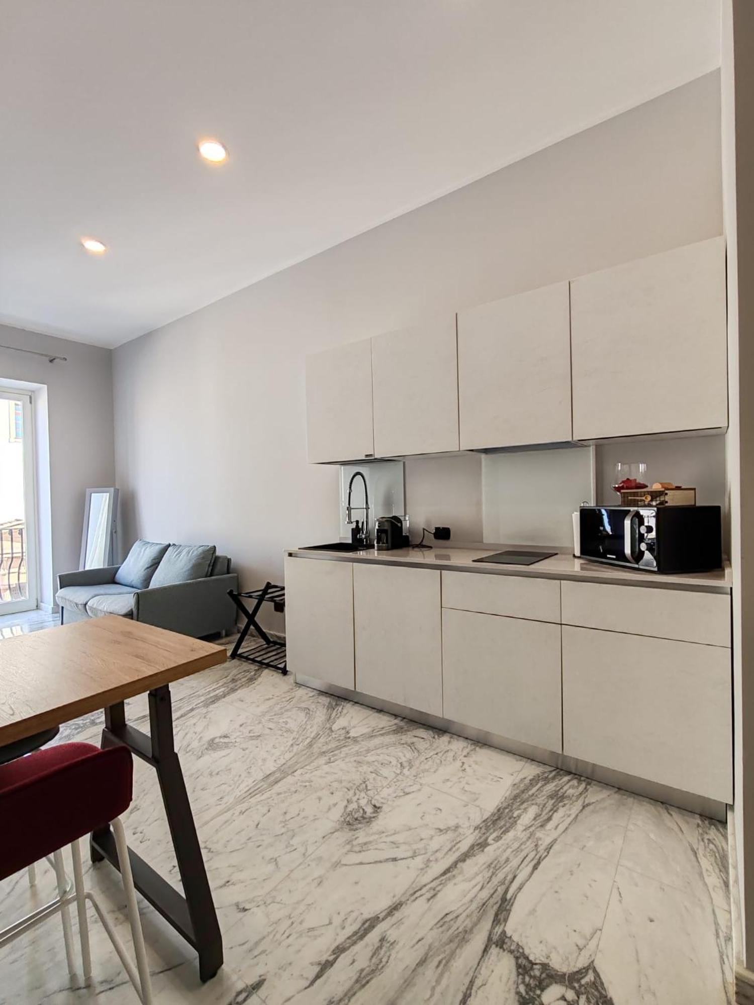 Lily Apartments 巴勒莫 外观 照片